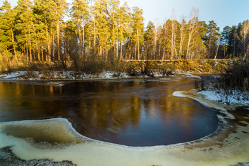 уральская река зимой, Россия © 7ynp100