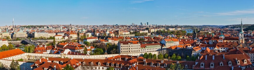 Fototapeta na wymiar Panoramic view of Prague from Prague Castle