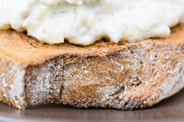 Toast wit cottage cheese