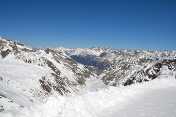 Obraz premium Alpine ski resort in Sölden in Otztal Alps, Tirol, Austria