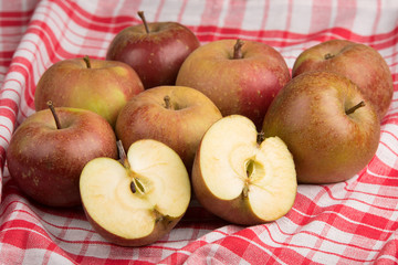 apples