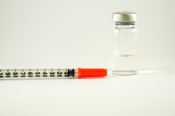 Medical syringe and injection vial