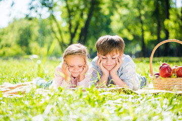 Kids at picnic