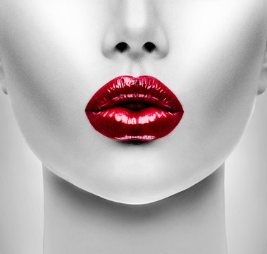 Sexy Red Lips. Beauty Model Woman's Face closeup
