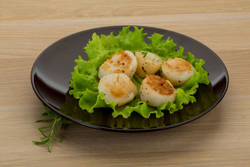 Grilled scallops