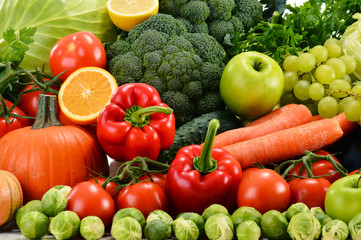 Assorted raw organic vegetables