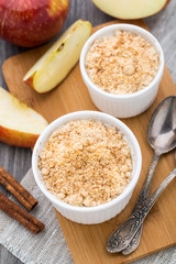 Apple crumble dessert