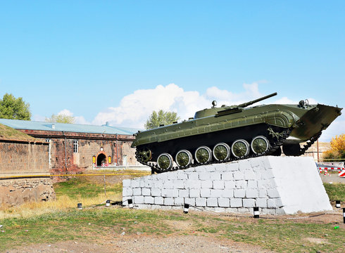 Infantry combat vehicle