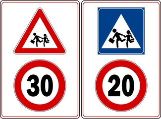 CARTELLO PERICOLO SCUOLE CON LIMITE DI VELOCITA © gmmurrali
