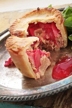 pork and rhubarb pie