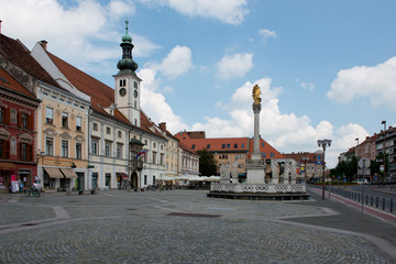 Fototapeta na wymiar The Town Hall of Maribor