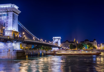 The view of Chain bridge and the Danube at night, Budapest, Hung