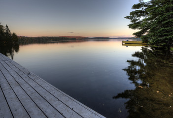 Fototapeta na wymiar Lake in Autumn sunrise reflection