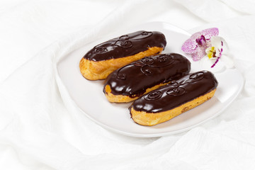 Chocolate Eclair Dessert