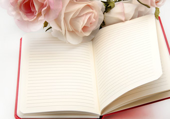 Cuaderno con rosas