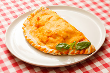 calzone pizza