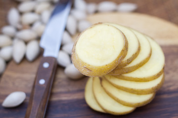 Raw potato slices.