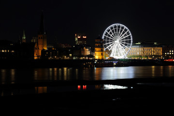 Obraz premium dusseldorf night view