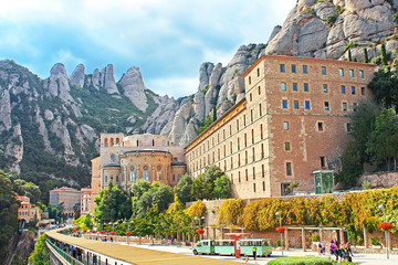 Fototapeta premium Montserrat Benedictine monastery, Montserrat, Spain