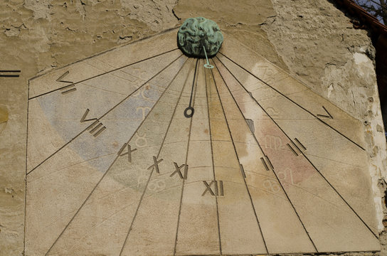 sun clock in zagreb