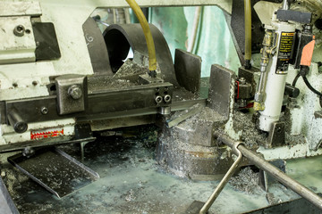 metal cutting with power saw