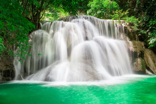 Thailand waterfall in Kanchanaburi (Huay Mae Kamin) © TuTheLens