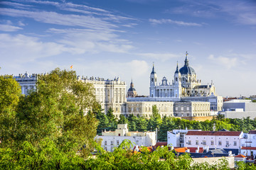 Obraz premium Katedra Almudena w Madrycie, Hiszpania