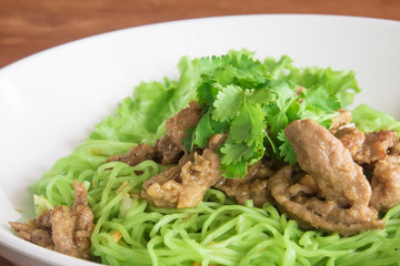 Noodles with pork and vegetables