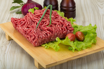 Raw minced beef
