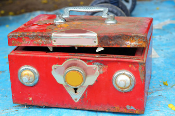 Obraz na płótnie Canvas Close up of safe lock - vintage style