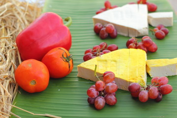 Christmas tree design of food