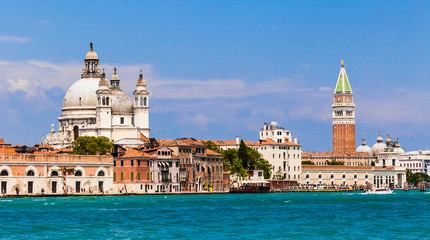 Fototapeta premium Grand Canal and Basilica Santa Maria della Salute, Venice, Italy