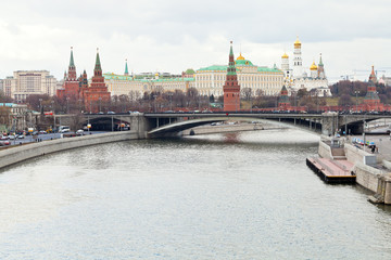 Moskva River and Kremlin in Moscow in autumn day