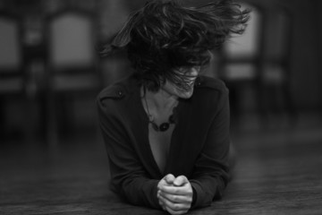 monochrome portrait of glamor girl