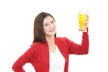 ビールを飲む女性 © Liza5450