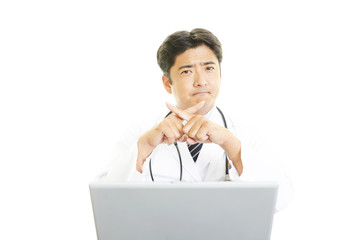 禁止の意思表示をする医師