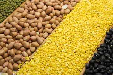 Green beans peeling bark, Green beans, black beans and peanuts