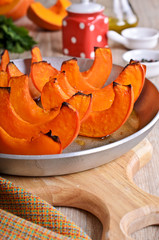 Baked pumpkin slices