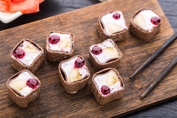 Sweet roll with blueberry cheese and banana