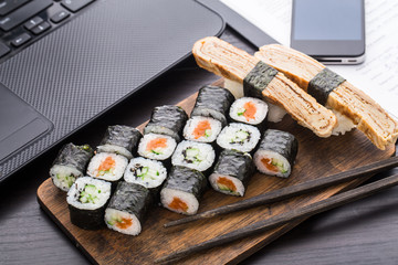 Quick sushi lunch in the office