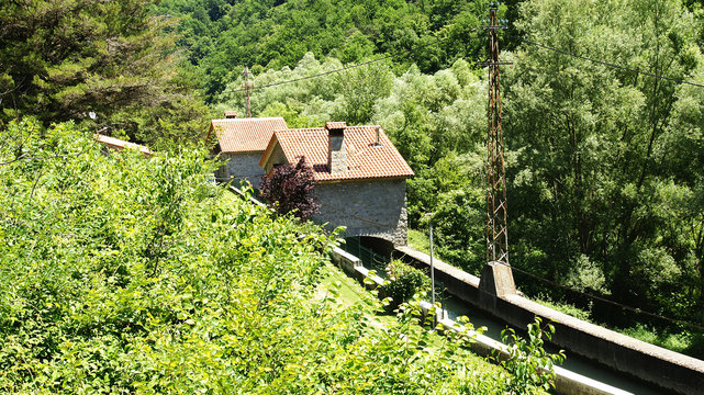 Canalización de agua para riego, El Berguedá, Barcelona