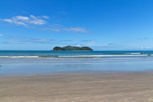 As ilhas from Barra do Sahy