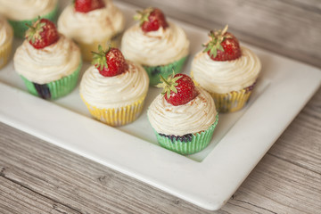strawberry cupcakes