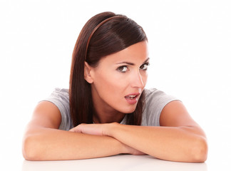 Obraz premium Unhappy lady looking at camera with angry look