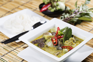 Green curry Chicken soup