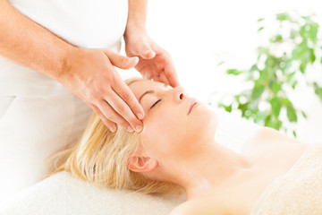 Obraz na płótnie Canvas Head Massage