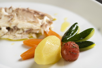 The garnish of the fish