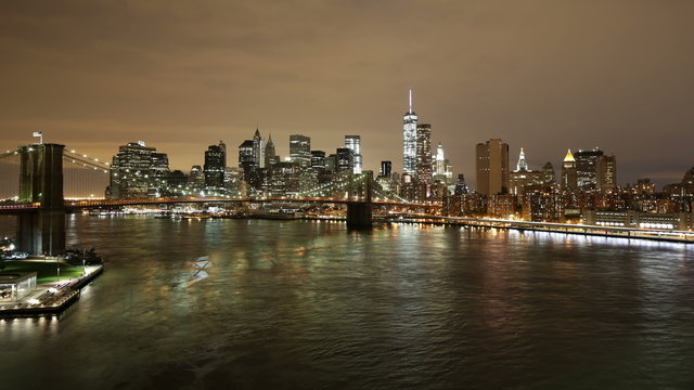 night light brooklyn bridge panoramic 4k tima lapse