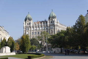 Fototapeta premium Place de la Liberté à Budapest, Hongrie 