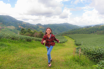 Fototapeta premium Girl and Tea plantation